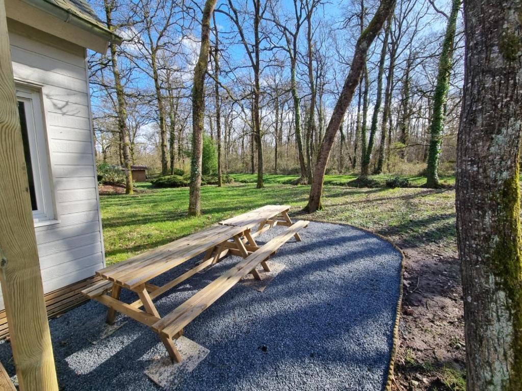 Les Chalets De Saumur, Piscine & Parc Boise, 100M Du Cadrenoir מראה חיצוני תמונה